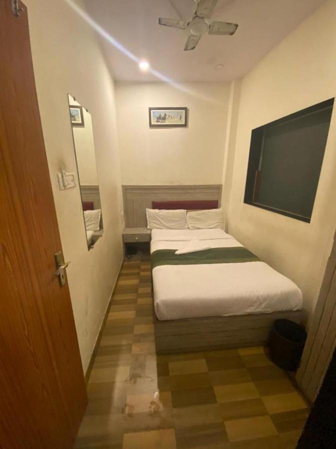 Airport Inn Residency Bombaim Exterior foto