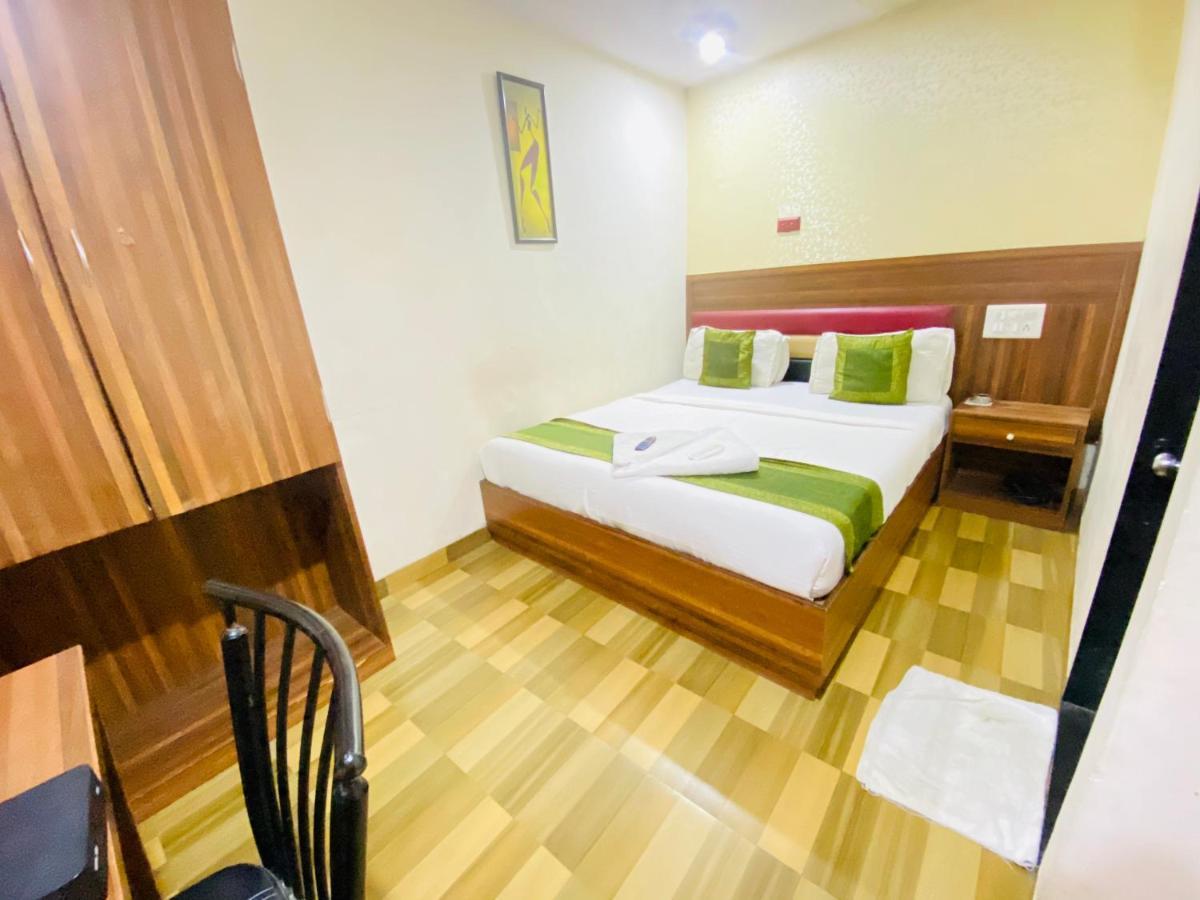 Airport Inn Residency Bombaim Exterior foto