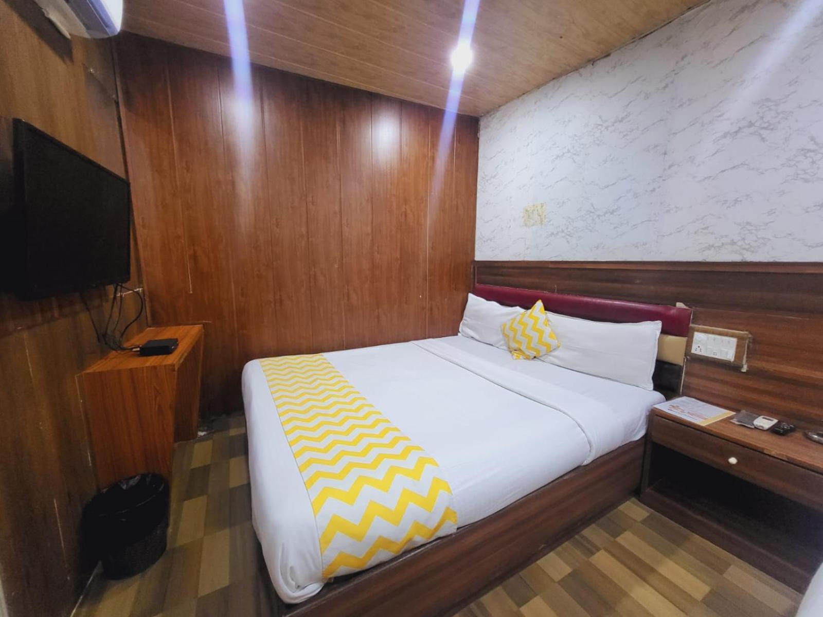 Airport Inn Residency Bombaim Exterior foto