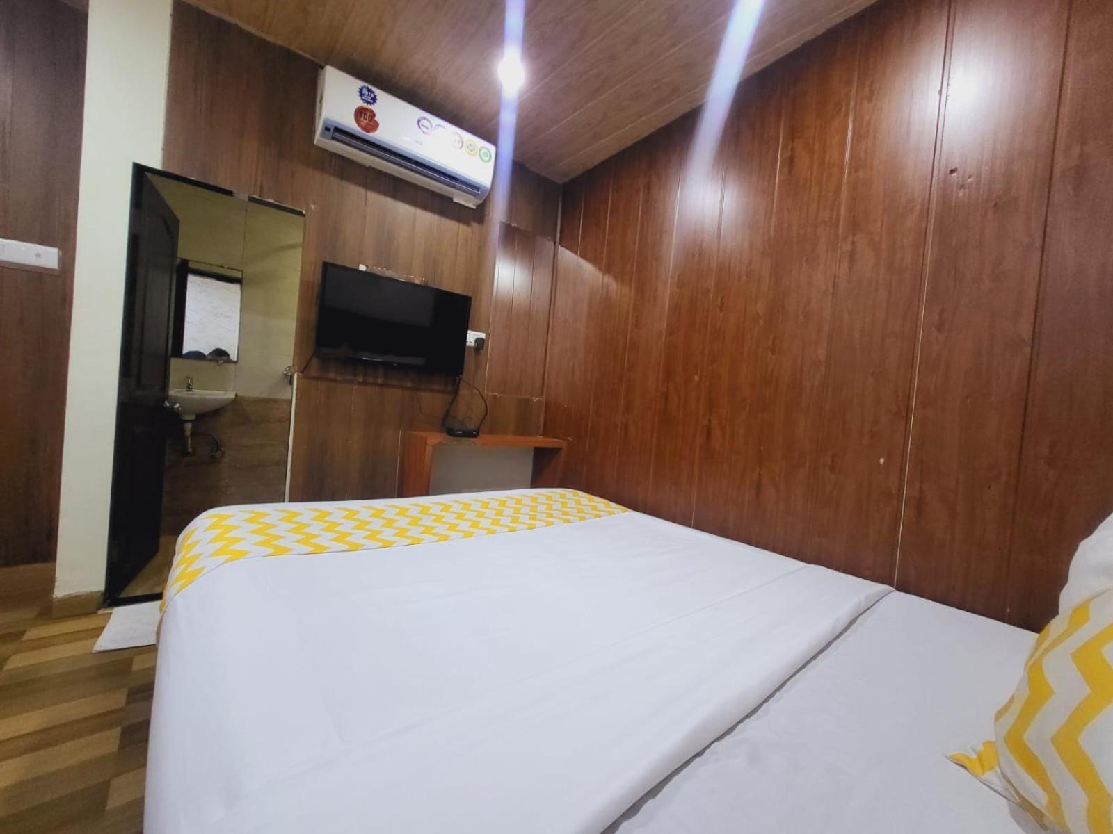 Airport Inn Residency Bombaim Exterior foto