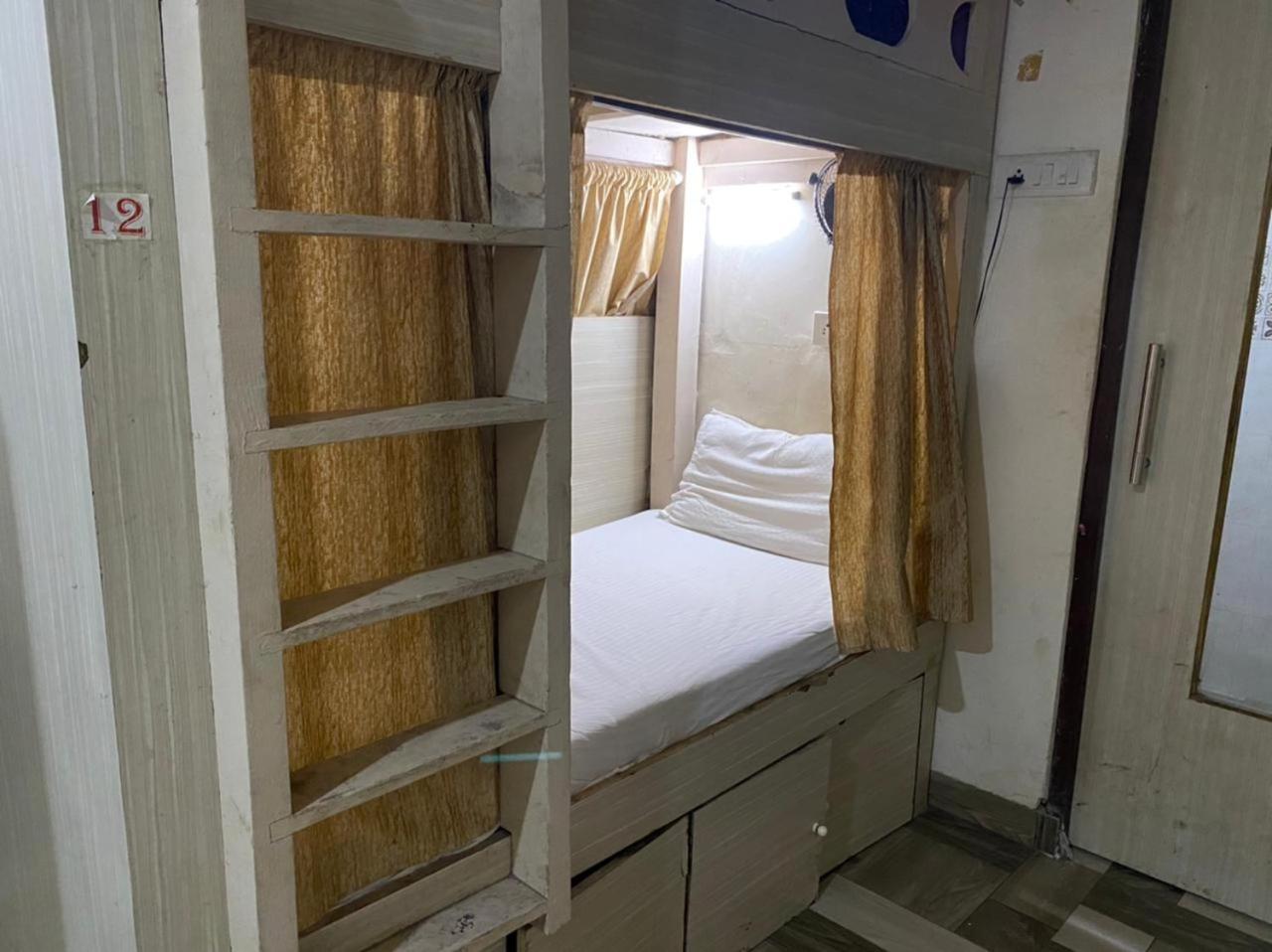 Airport Inn Residency Bombaim Exterior foto