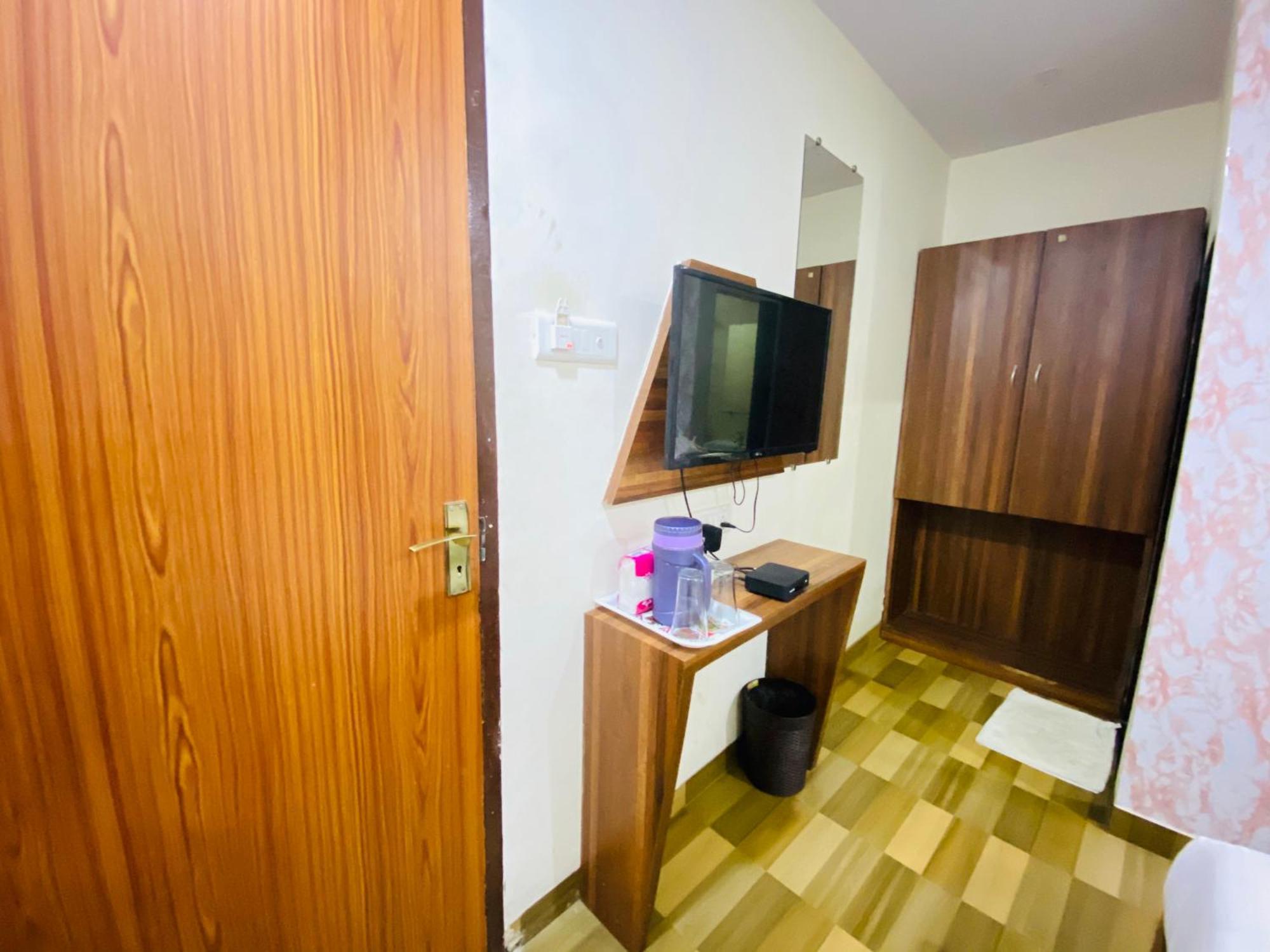 Airport Inn Residency Bombaim Exterior foto