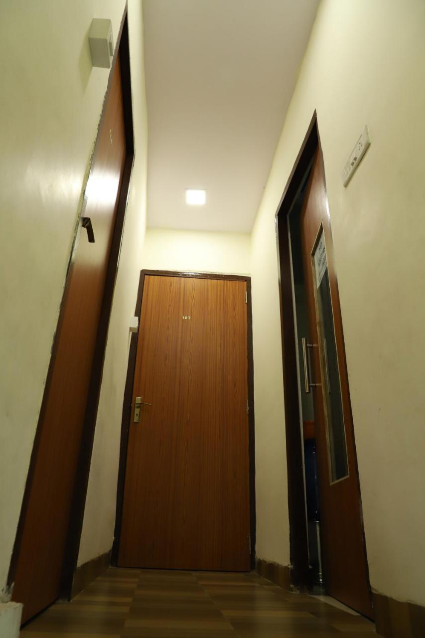 Airport Inn Residency Bombaim Exterior foto