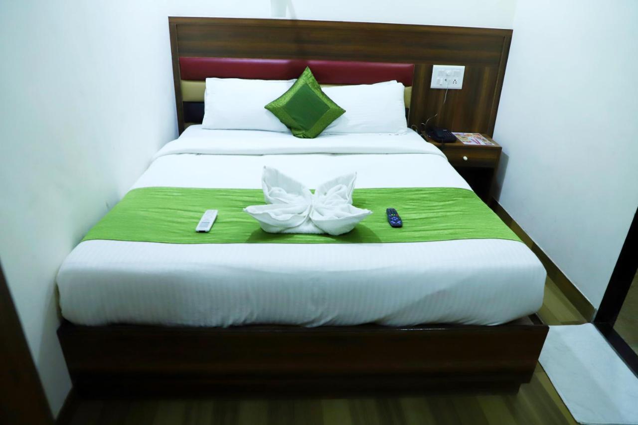 Airport Inn Residency Bombaim Exterior foto