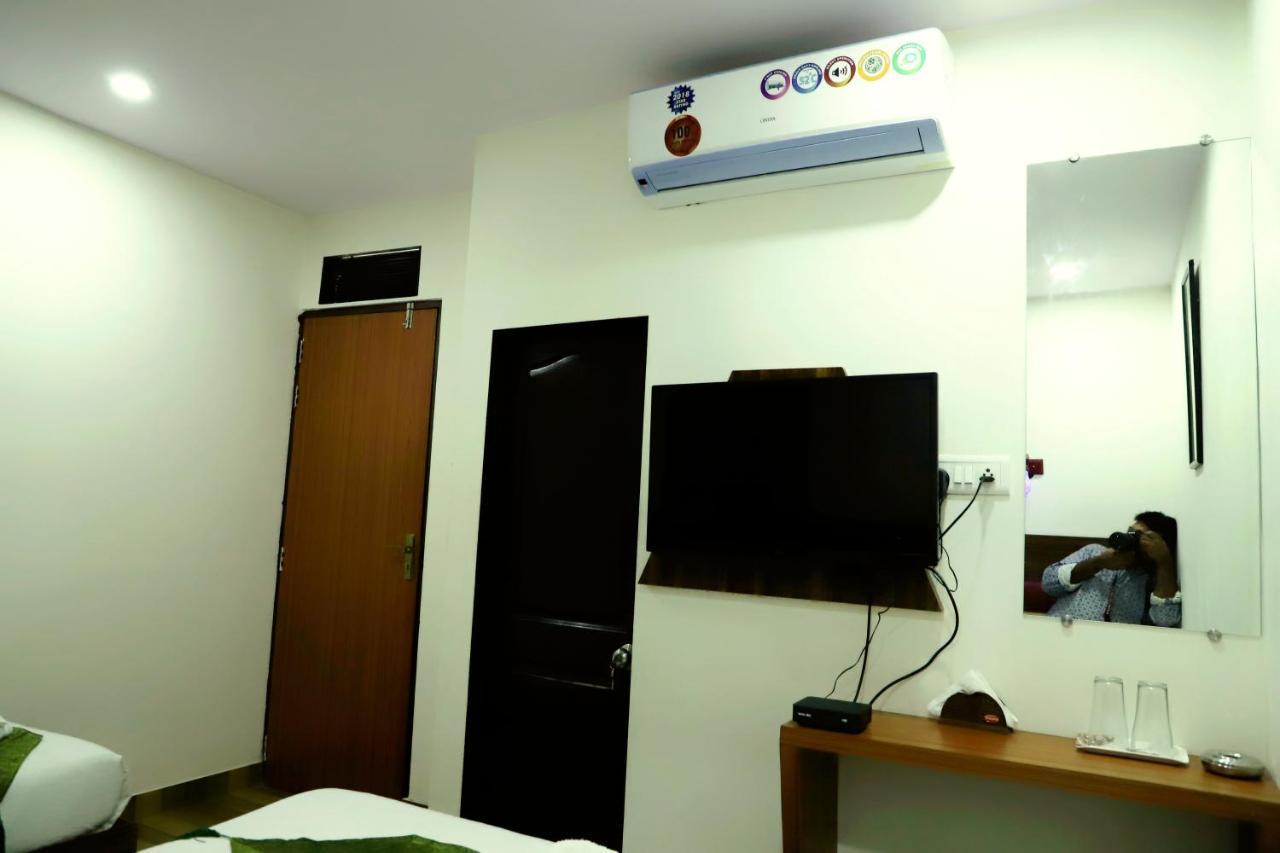 Airport Inn Residency Bombaim Exterior foto